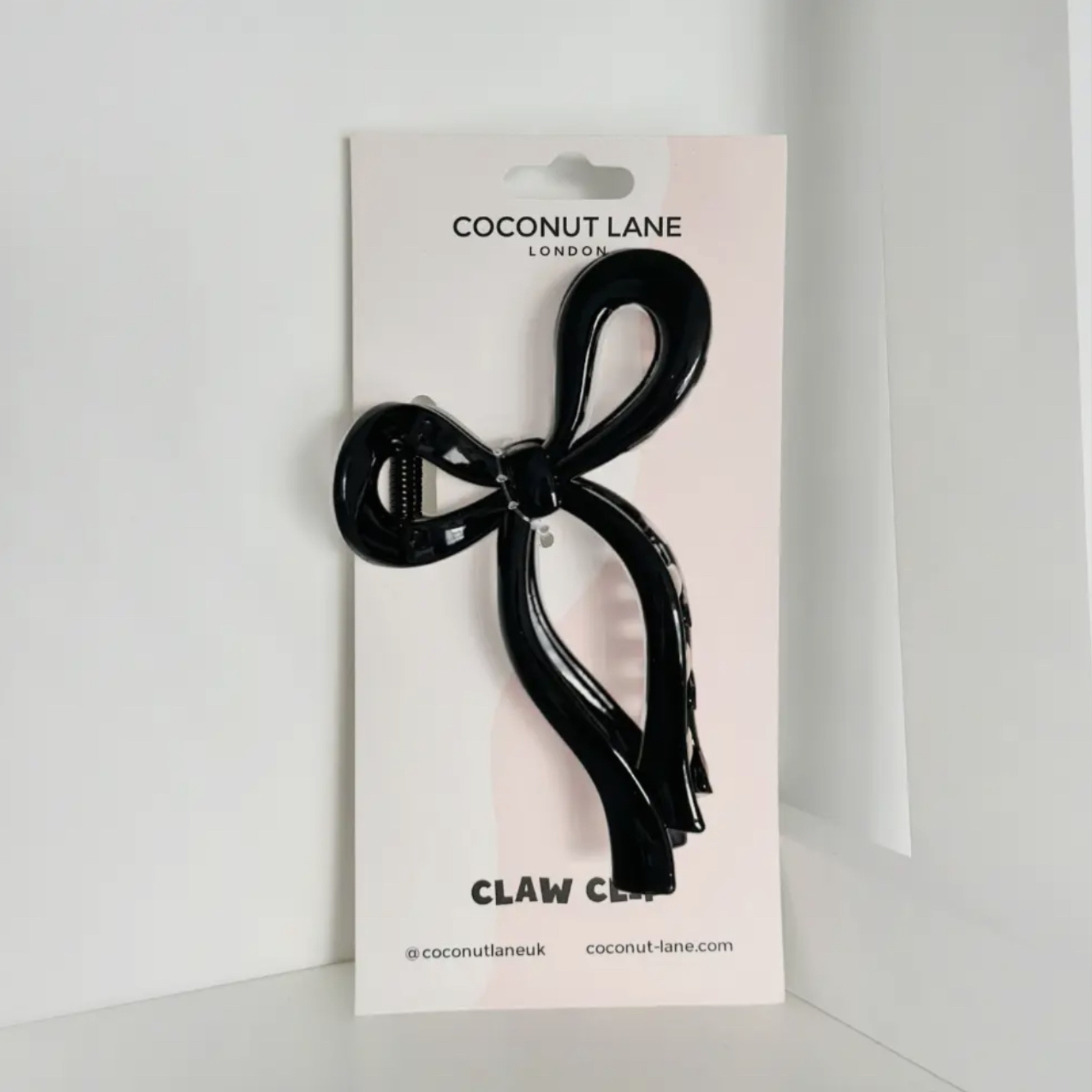 Black Bow Claw Hair Clip