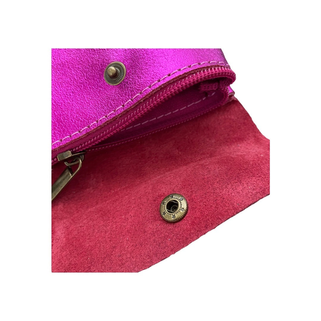 Horseshoe-shaped coin purse with foal stitching. Horseshoe-shaped coin purse  with genuine leather and full hand stitching. - Shop grace' S Leather  Handmade Coin Purses - Pinkoi